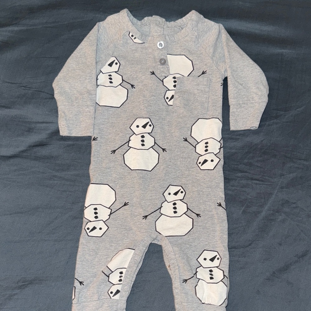 monica+andy Snowman Infant Henley Romper